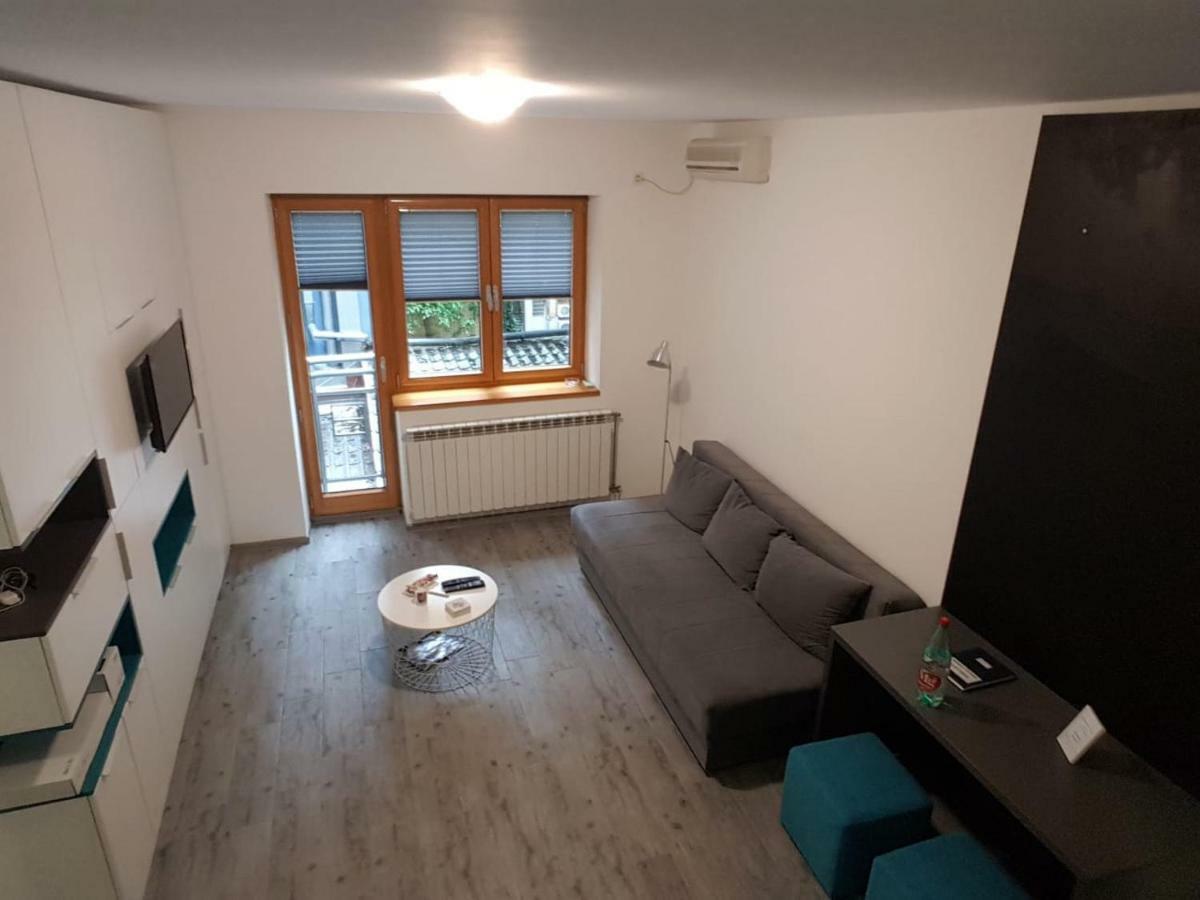 Apartments Rest - Centar Novi Sad Esterno foto